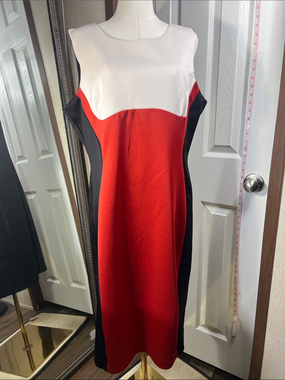 Ronni Nicole Red, White & Black Colorblock Midi Dress